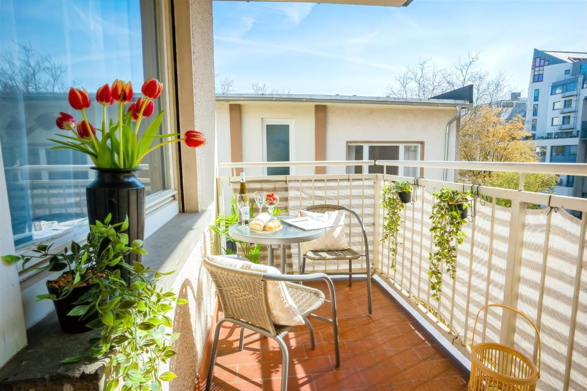 The Big Muenster Fuer Bis Zu 12, Whirlpool, Sauna, Zentral, Tischfussball, Balkon, Gasgrill Ulm Dış mekan fotoğraf