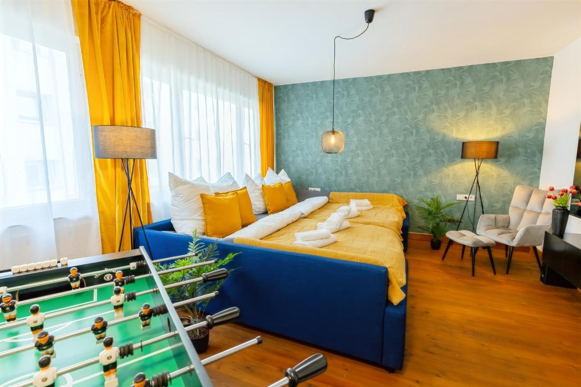 The Big Muenster Fuer Bis Zu 12, Whirlpool, Sauna, Zentral, Tischfussball, Balkon, Gasgrill Ulm Dış mekan fotoğraf