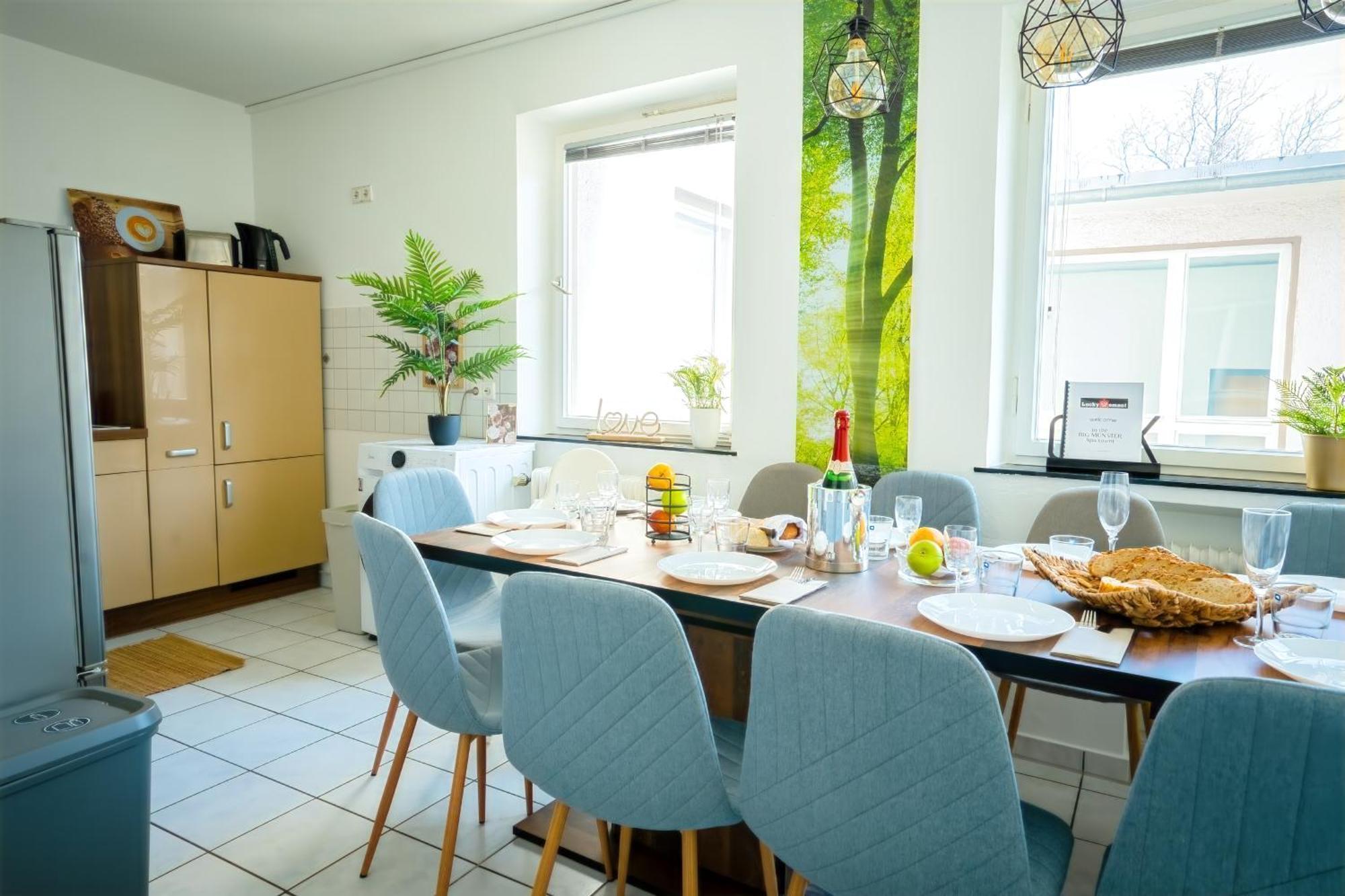 The Big Muenster Fuer Bis Zu 12, Whirlpool, Sauna, Zentral, Tischfussball, Balkon, Gasgrill Ulm Dış mekan fotoğraf