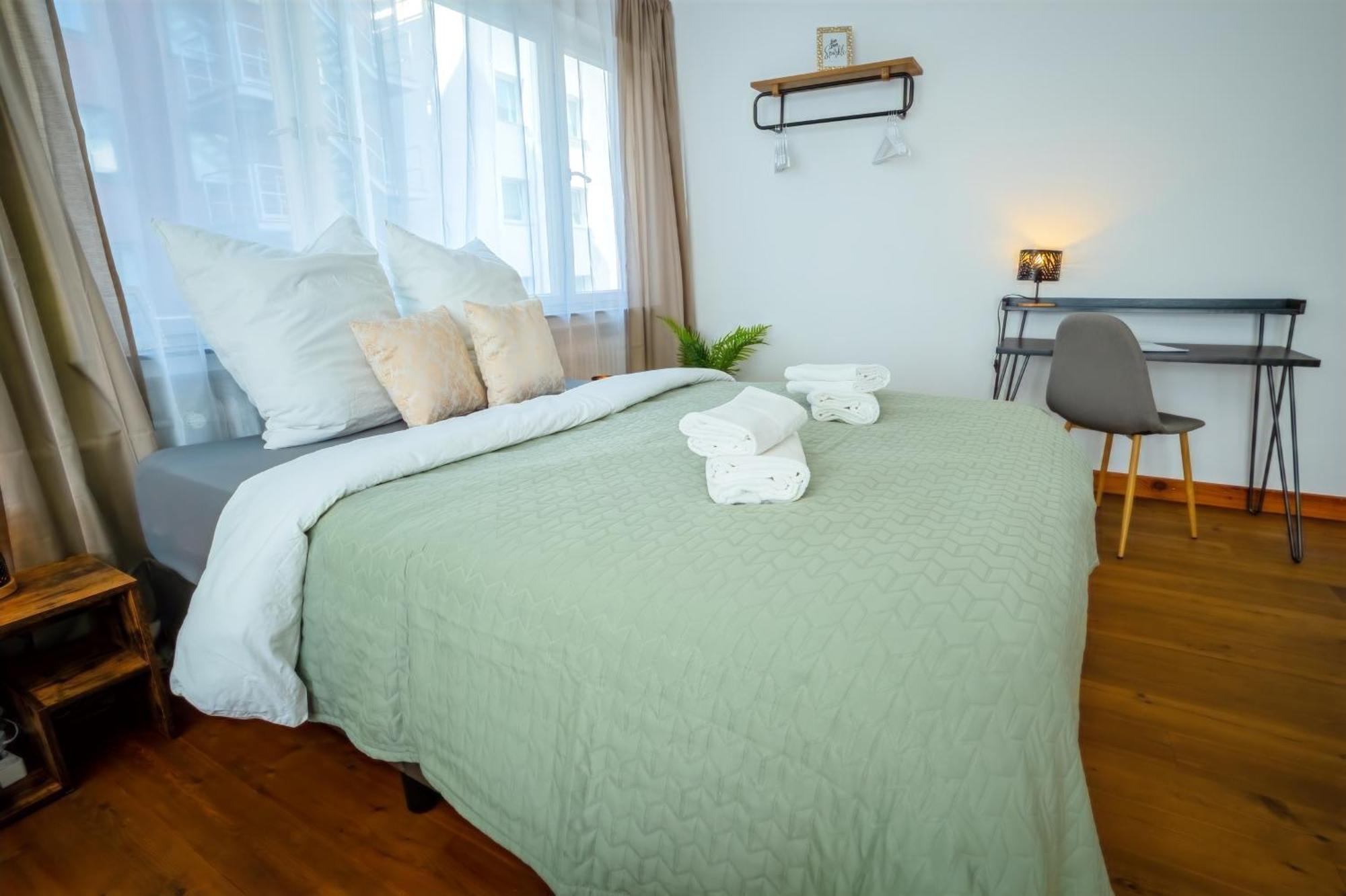 The Big Muenster Fuer Bis Zu 12, Whirlpool, Sauna, Zentral, Tischfussball, Balkon, Gasgrill Ulm Dış mekan fotoğraf
