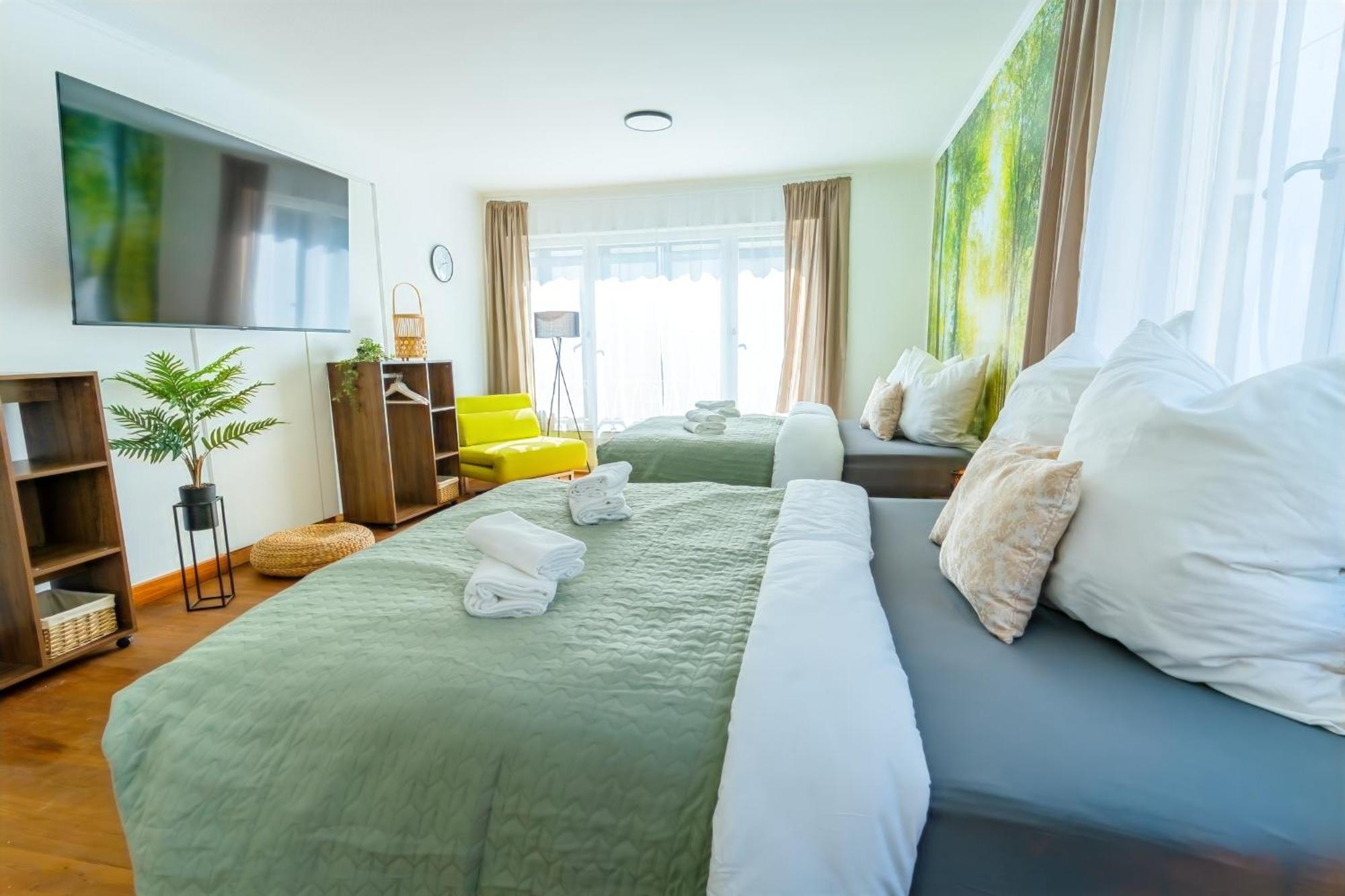 The Big Muenster Fuer Bis Zu 12, Whirlpool, Sauna, Zentral, Tischfussball, Balkon, Gasgrill Ulm Dış mekan fotoğraf