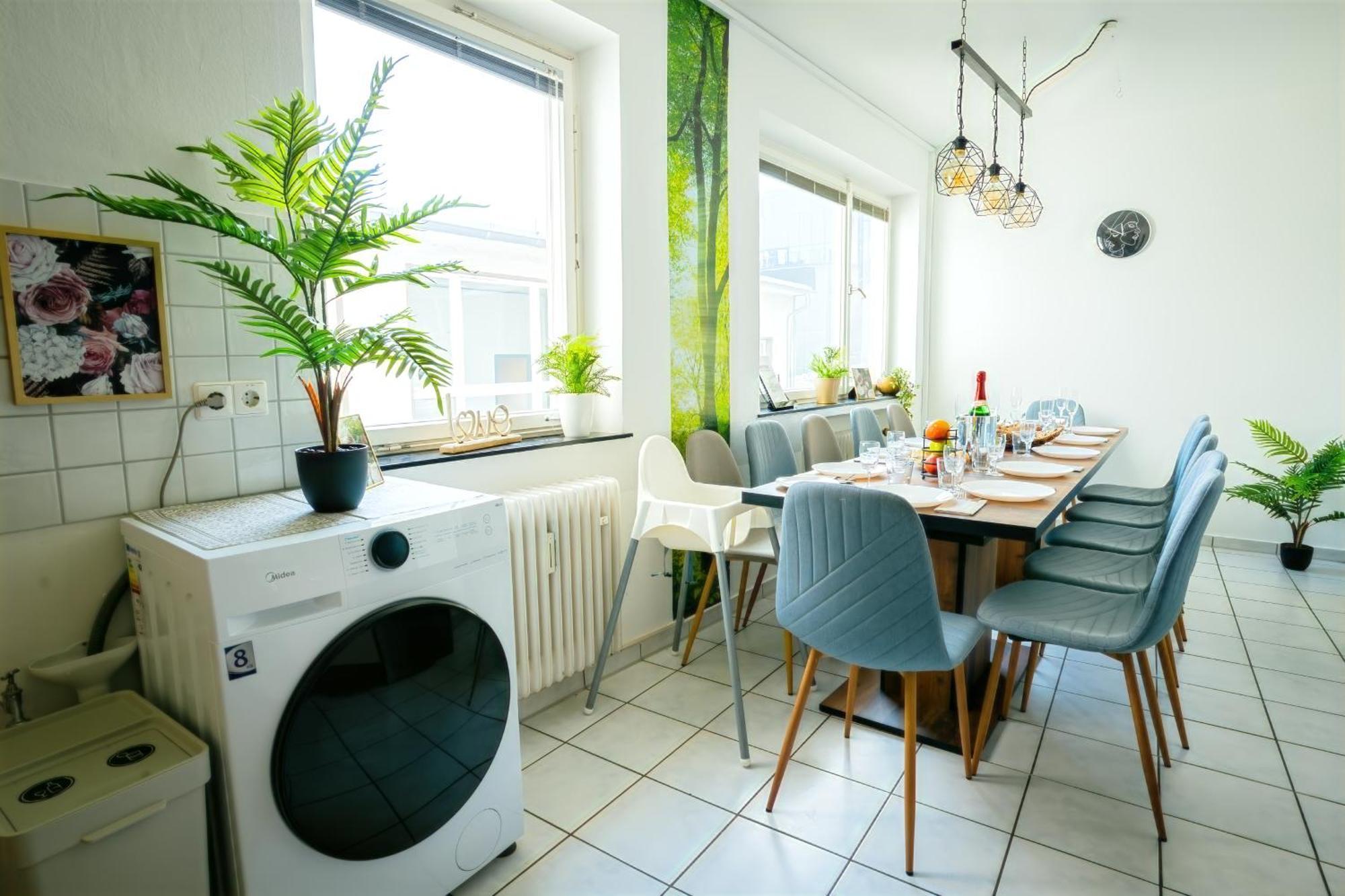 The Big Muenster Fuer Bis Zu 12, Whirlpool, Sauna, Zentral, Tischfussball, Balkon, Gasgrill Ulm Dış mekan fotoğraf
