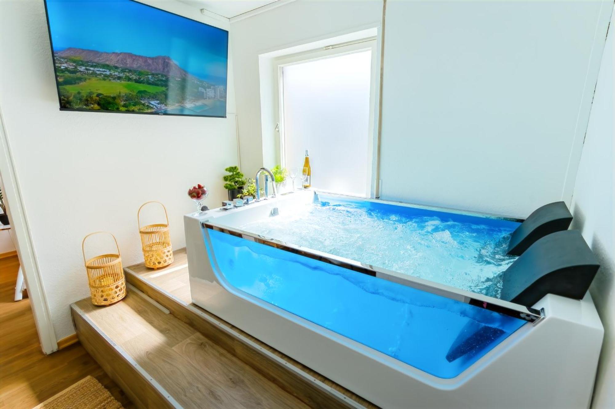 The Big Muenster Fuer Bis Zu 12, Whirlpool, Sauna, Zentral, Tischfussball, Balkon, Gasgrill Ulm Dış mekan fotoğraf